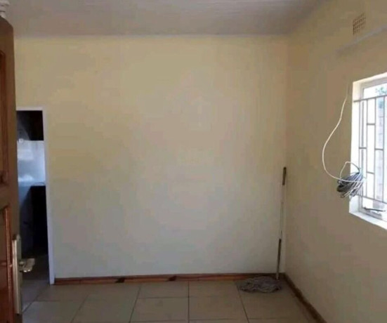 2-bedroom-house-for-rent-in-makeni-big-4