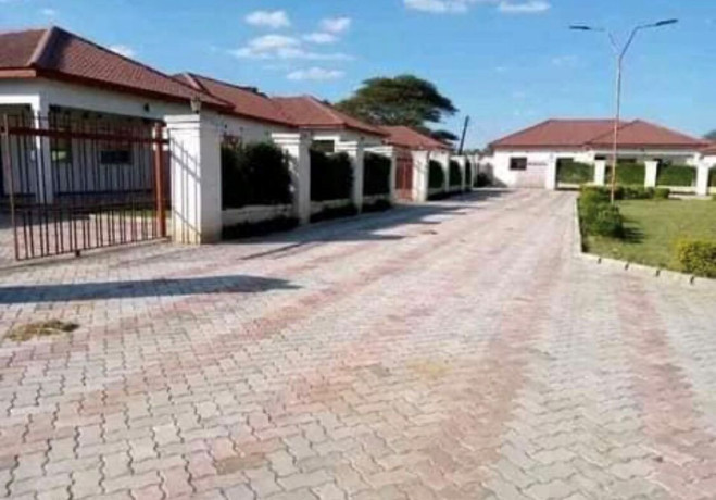 4-bedroom-flats-for-rent-in-makeni-big-1