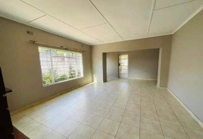 4-bedroom-house-for-rent-in-roma-big-4