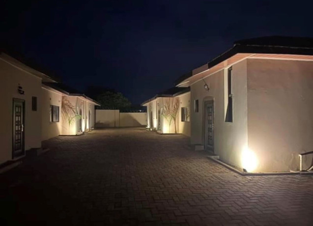 2-bedroom-flat-for-rent-in-roma-big-3