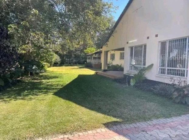 5-bedroom-house-for-rent-in-roma-big-0