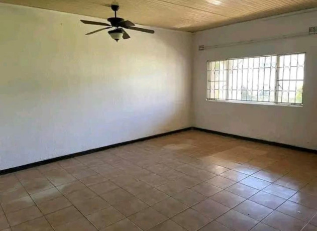 5-bedroom-house-for-rent-in-roma-big-7