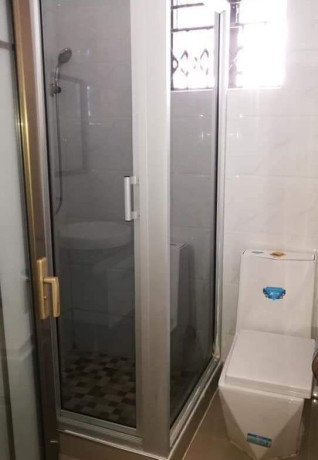 2-bedroom-flat-for-rent-in-chalala-big-4