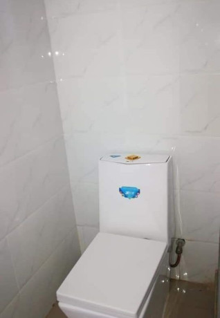 2-bedroom-flat-for-rent-in-chalala-big-3