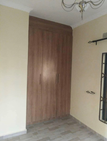 2-bedroom-flat-for-rent-in-makeni-big-5