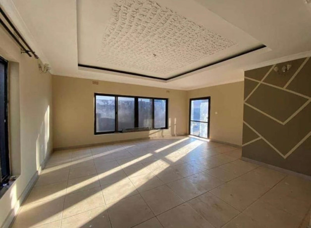 2-bedroom-flat-for-rent-in-makeni-big-2