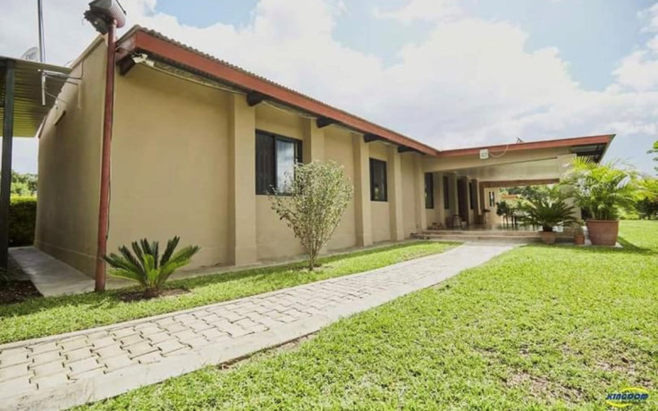 3-bedroom-house-for-sale-in-new-kasama-big-5