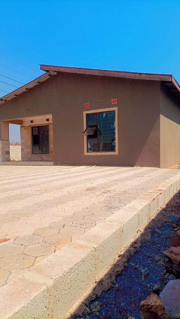 3-bedroom-house-for-sale-in-new-kasama-big-6