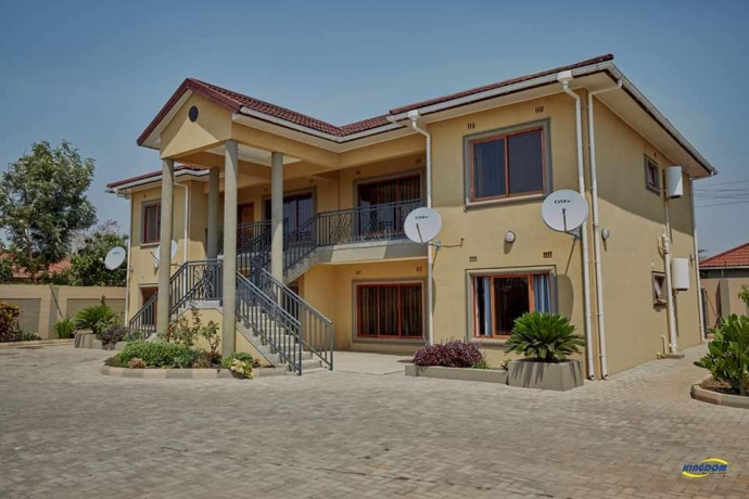 2-bedroom-flat-for-rent-in-meanwood-ibex-big-0