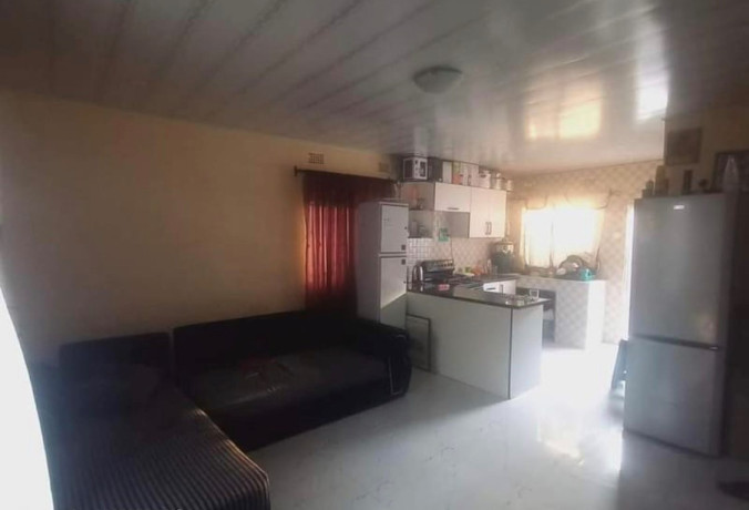 2-bedroom-flat-for-rent-in-meanwood-kwamwena-big-3