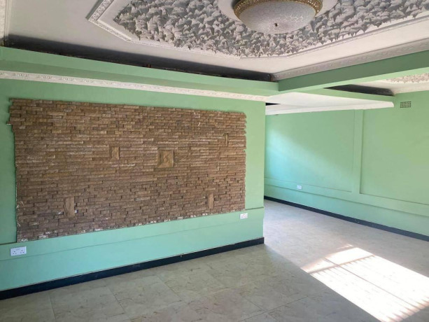 1x2-1x3-bedroom-duplex-apartments-in-foxdale-big-5