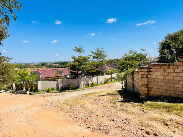 spacious-plot-for-sale-in-foxdale-big-7