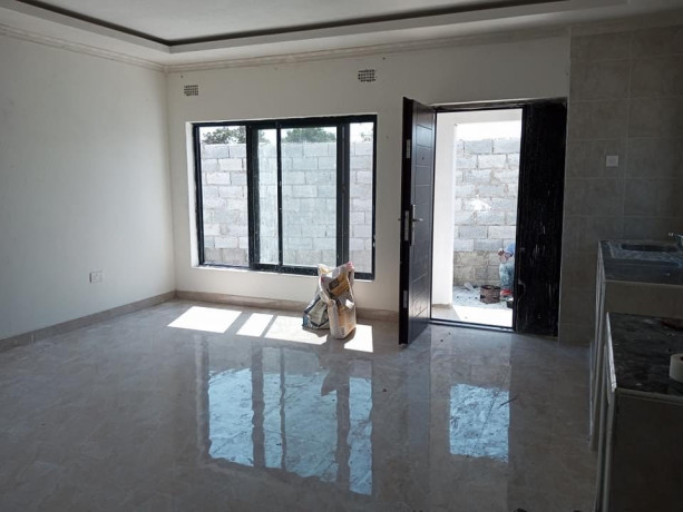 1-bedroom-flat-for-rent-in-15-miles-big-2