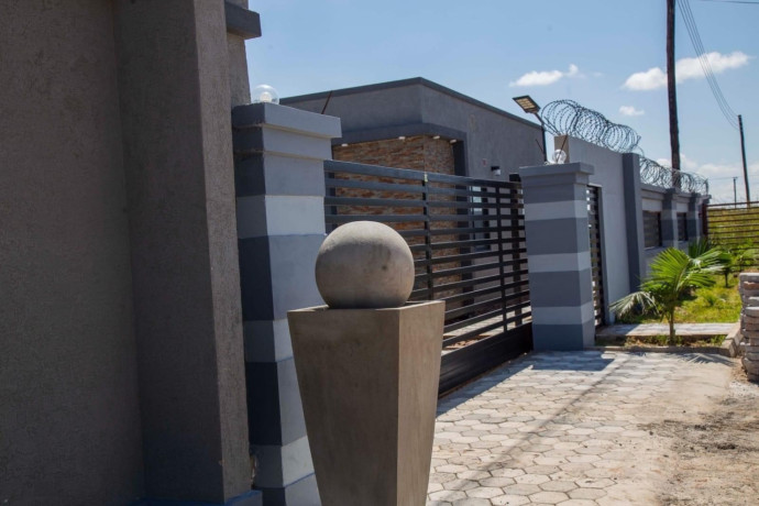 2-bedroom-flat-for-rent-in-meanwood-ndeke-big-7