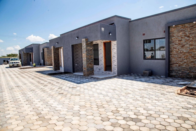 2-bedroom-flats-for-rent-in-meanwood-ndeke-big-0