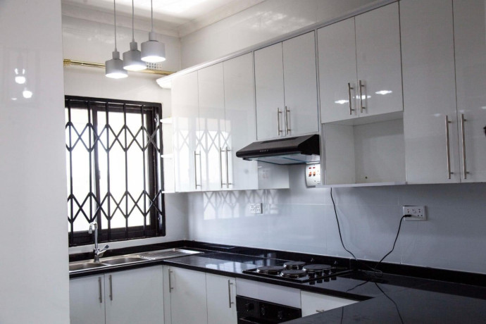 2-bedroom-flats-for-rent-in-meanwood-ndeke-big-2