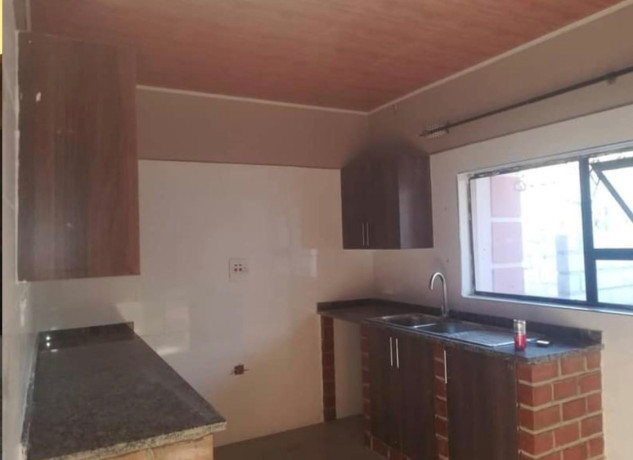 2-bedroom-flat-for-rent-in-libala-south-big-5