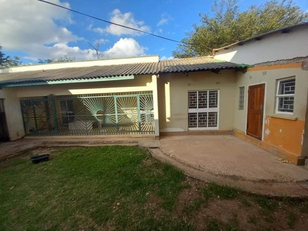spacious-3-bedroom-house-for-sale-in-phi-lusaka-big-0