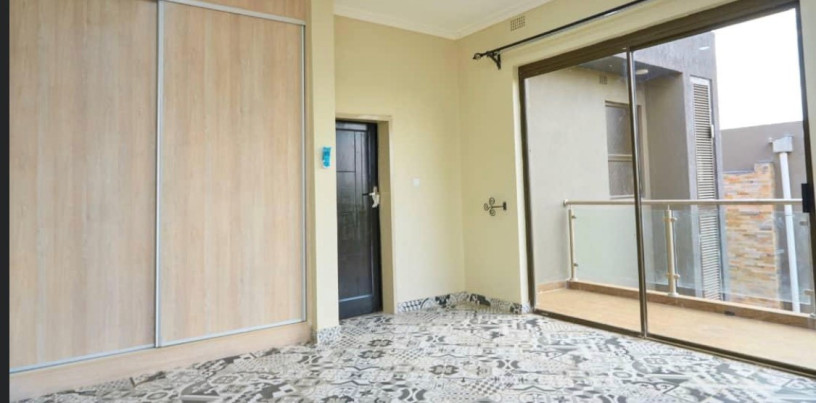 5-bedroom-apartment-for-rent-in-foxdale-big-6