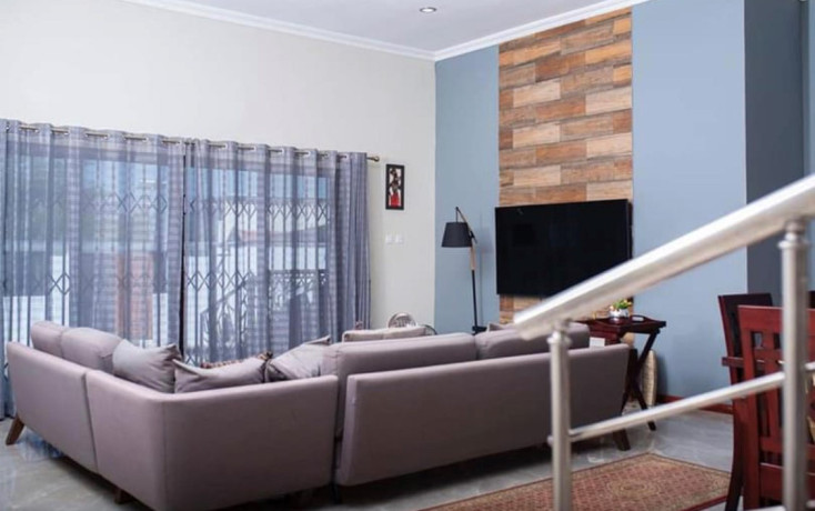 3-bedroom-house-for-rent-in-roma-big-3