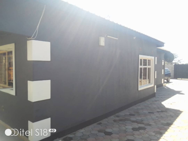 three-bedroom-flat-for-rent-in-meanwood-chamber-valley-phase-2-big-8