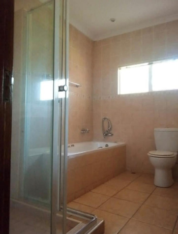 3-bedroom-house-for-rent-in-lilayi-big-7