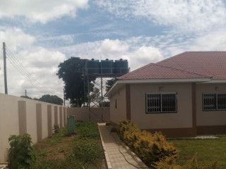 3-bedroom-house-for-rent-in-makeni
