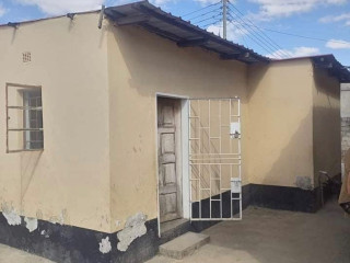 2-bedroom-flat-for-rent-in-meanwood-chamba-valley