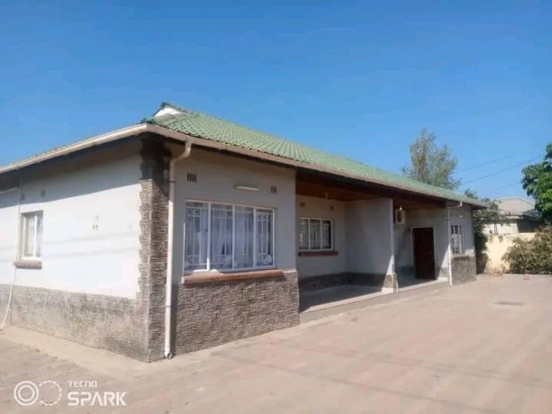 2-bedroom-flat-for-rent-in-meanwood-chamba-valley-big-0