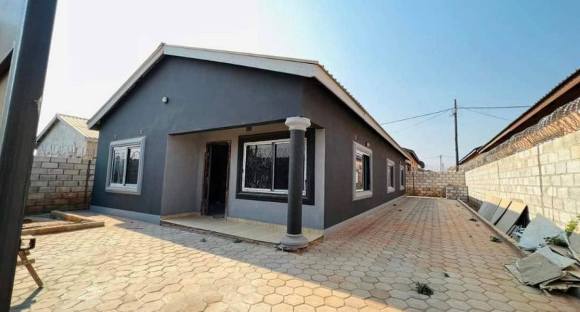 3-bedroom-house-for-sale-in-chamba-valley-big-0