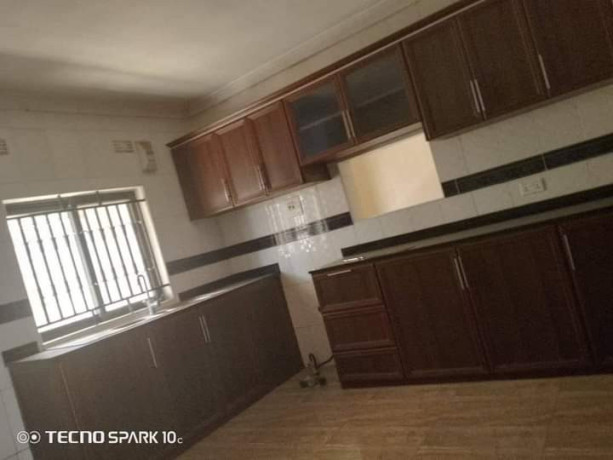 3-bedroom-flat-for-rent-in-makeni-bonaventure-big-4