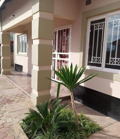 3-bedroom-flats-for-rent-in-meanwood-mutumbi-big-2