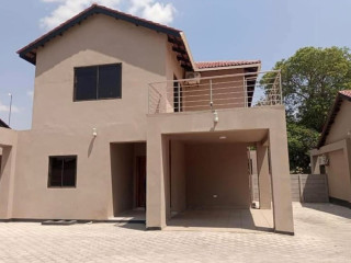 3-bedroom-flat-for-rent-in-roma