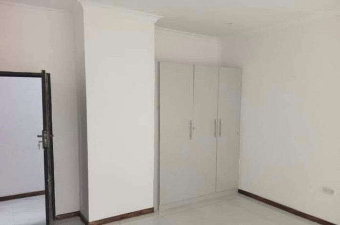 3-bedroom-flats-for-rent-in-new-kasama-big-7