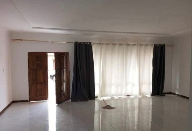 3-bedroom-flats-for-rent-in-new-kasama-big-5