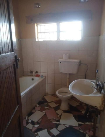 2-bedroom-flat-for-rent-in-chilenje-big-4