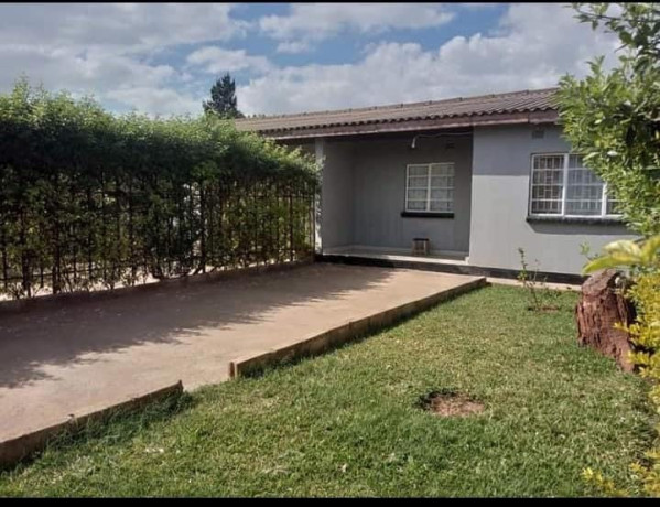 2-bedroom-flat-for-rent-in-chilenje-big-5