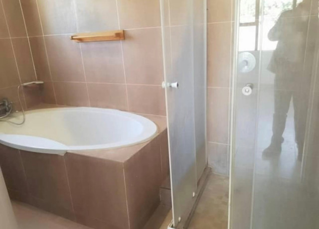 3-bedroom-apartment-for-rent-in-foxdale-big-4