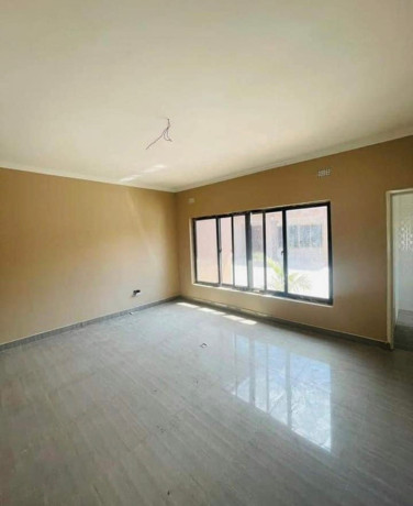 3-bedroom-flats-for-rent-in-ibex-meanwood-big-1