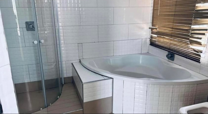 4-bedroom-house-for-rent-in-salama-park-big-6