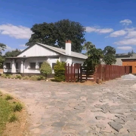 4-bedroom-house-for-sale-in-longacres-big-0