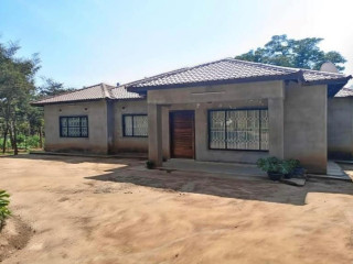 3-bedroom-house-for-rent-in-new-kasama