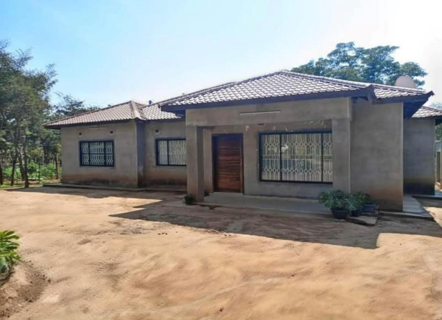 3-bedroom-house-for-rent-in-new-kasama-big-0