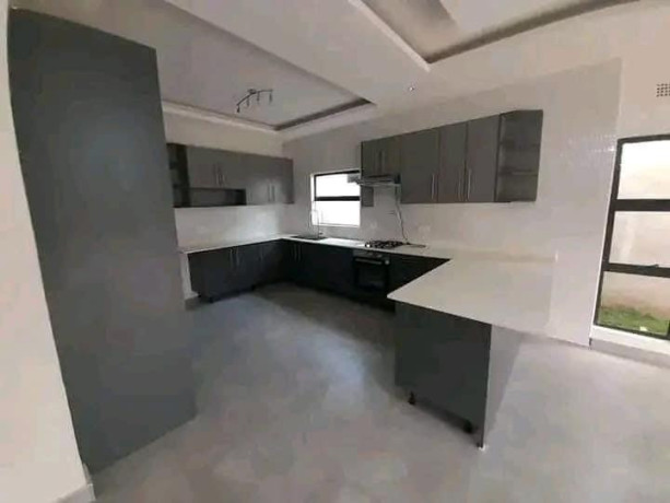 3-bedroom-house-for-rent-in-new-kasama-big-5