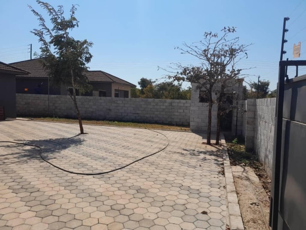 3-bedroom-house-for-rent-in-new-kasama-big-1