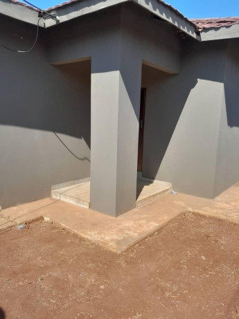 3-bedroom-house-for-rent-in-new-kasama-big-4