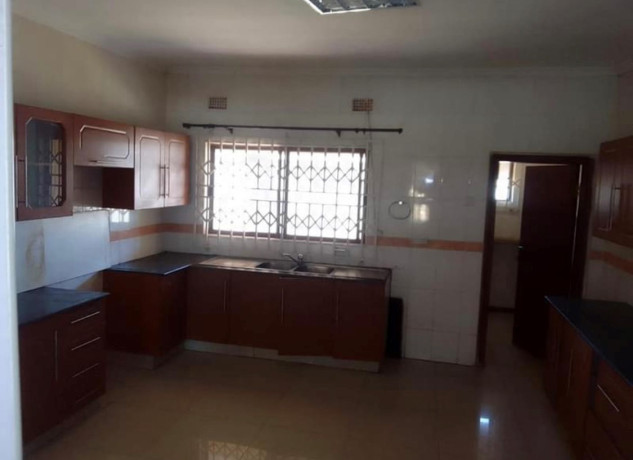 3-bedroom-flat-for-rent-in-kalundu-big-3