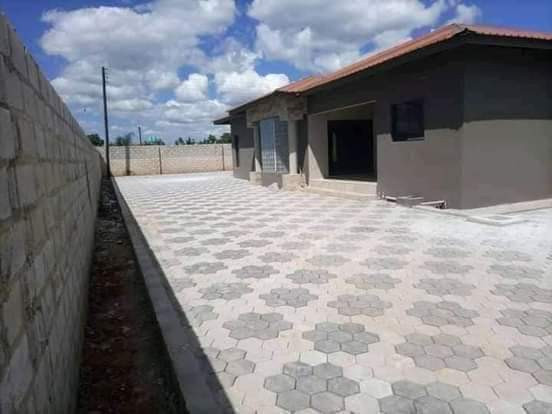 4-bedroom-flat-for-sale-in-woodlands-chalala-big-8