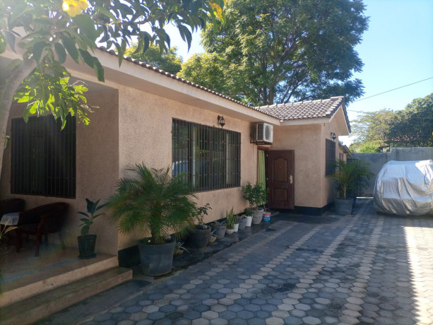 2-bedroom-house-for-rent-in-ibex-hill-big-3