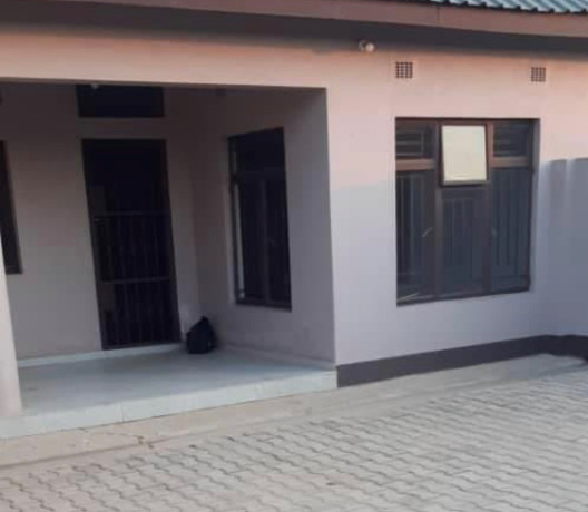 2-bedroom-flat-for-rent-in-chilenje-big-0